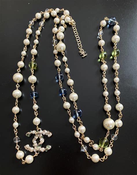 chanel bead necklace